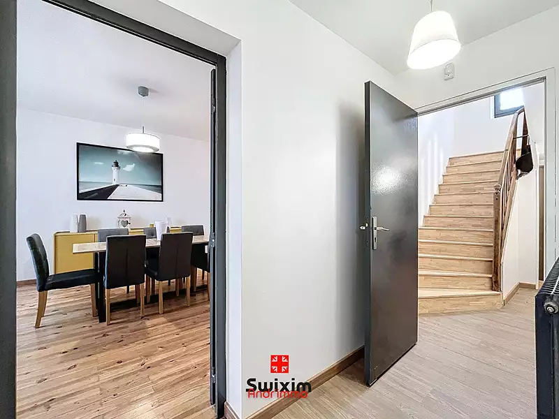Maison, 210 m²