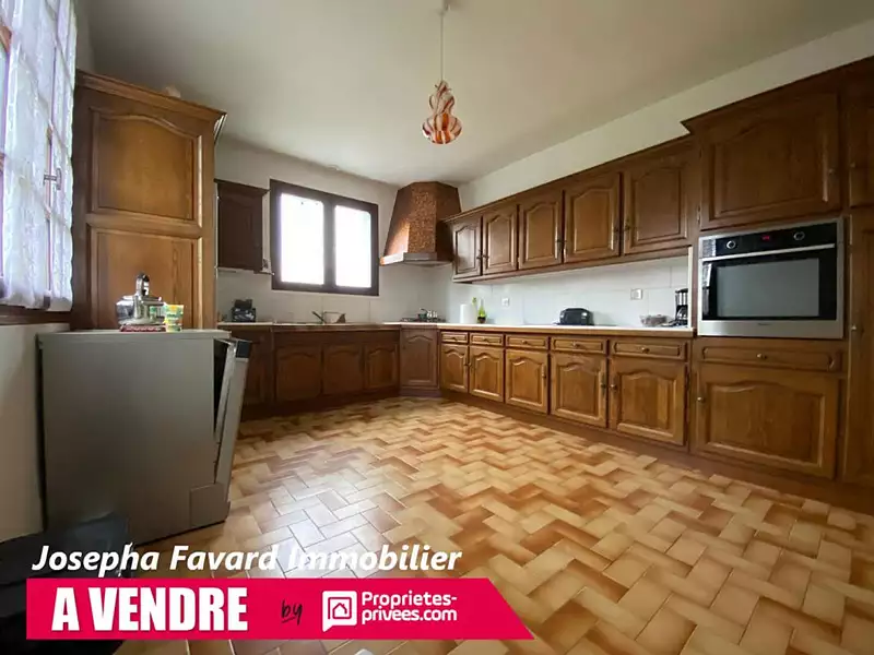 Maison, 145 m²