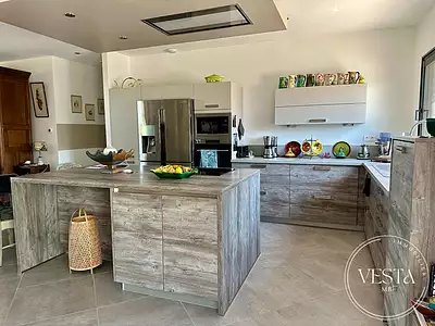 Maison, 180 m²
