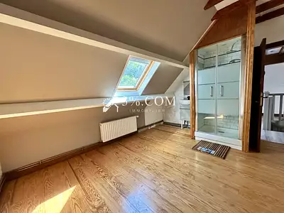 Maison, 169 m²