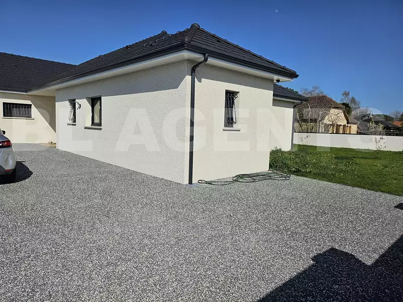 Maison, 166 m²
