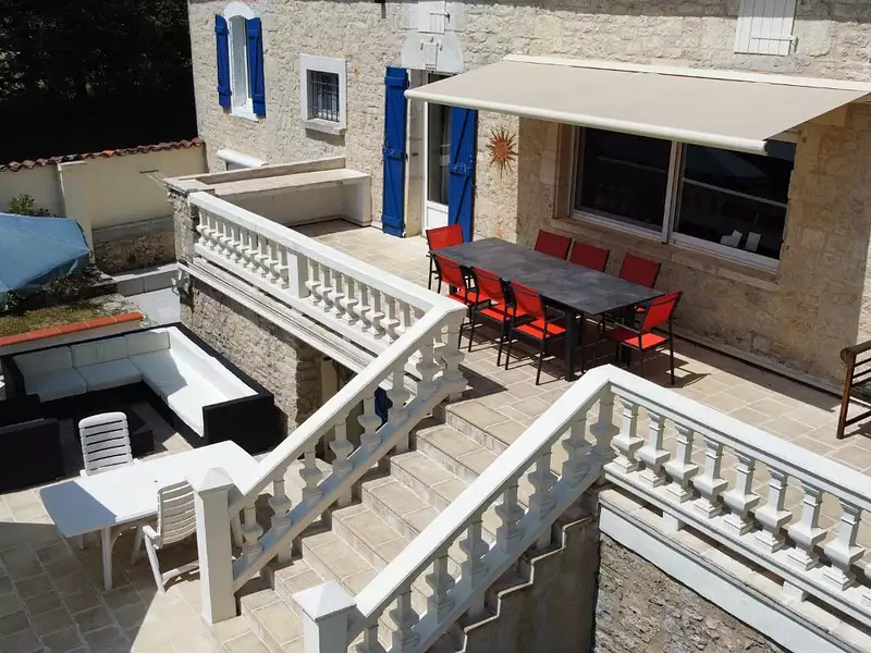Maison, 220 m²