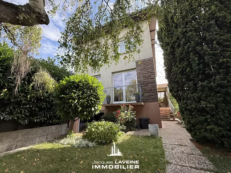 Maison, 140 m²