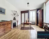 Maison, 196 m²