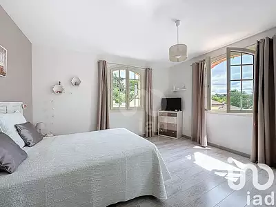 Maison, 285 m²