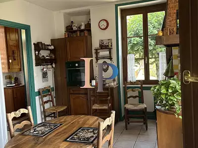 Maison, 239 m²