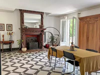 Maison, 292,8 m²