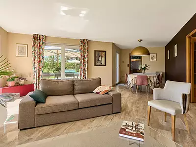 Maison, 240 m²