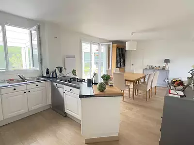 Maison, 169 m²