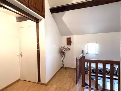 Maison, 185 m²