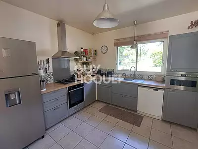 Maison, 205 m²