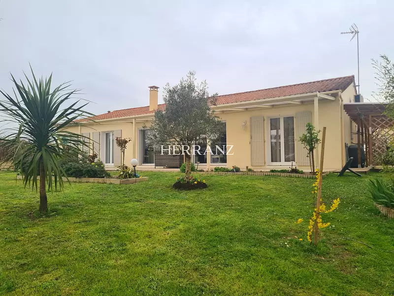 Maison, 128 m²