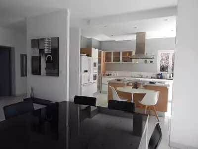 Maison, 140 m²