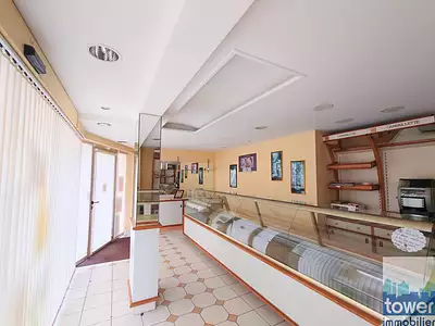 Divers, 600 m²