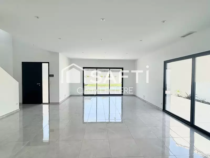 Maison, 144 m²