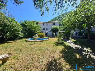 Maison, 200 m²
