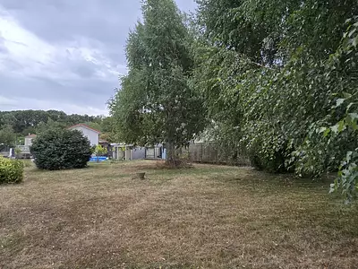 Terrain, 608 m²