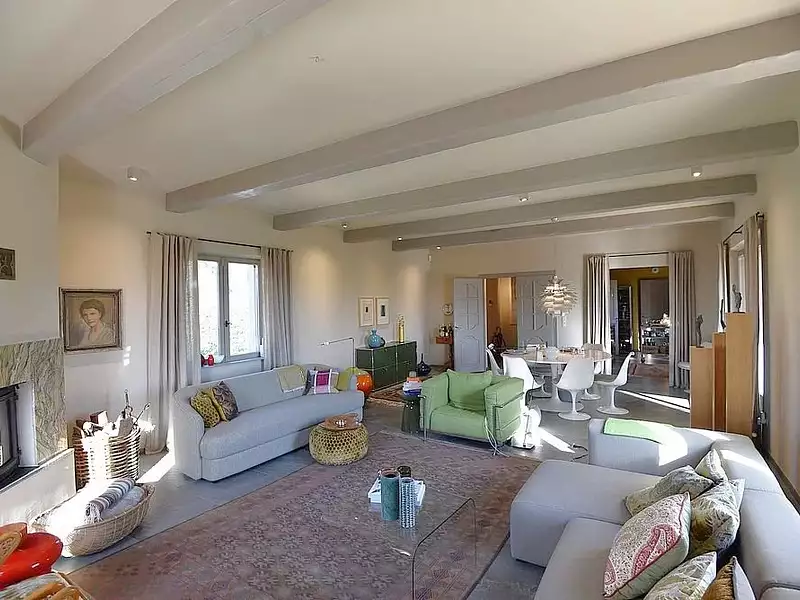Maison, 283 m²