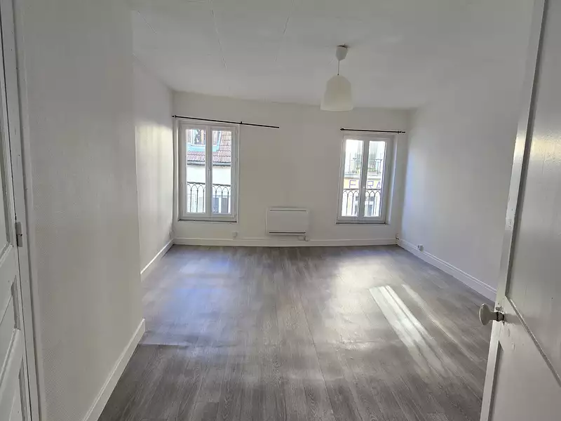 Immeuble, 331 m²