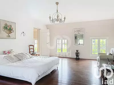 Maison, 238 m²
