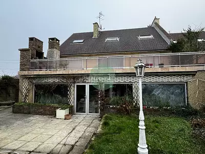Maison, 215 m²