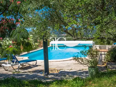 Maison, 363 m²