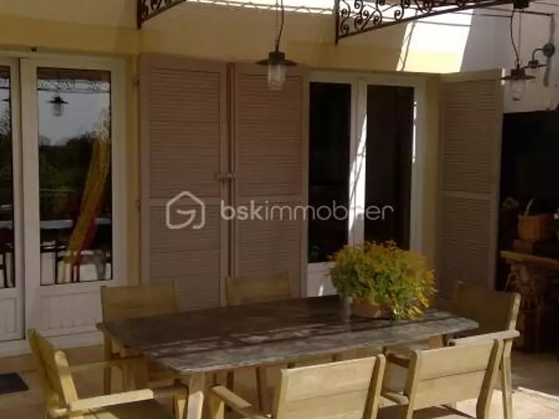 Maison, 206 m²