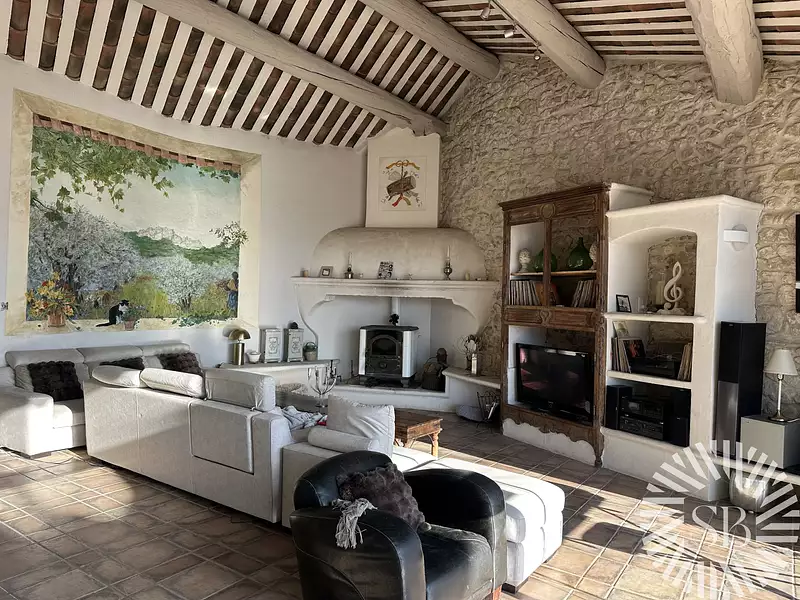 Maison, 260 m²