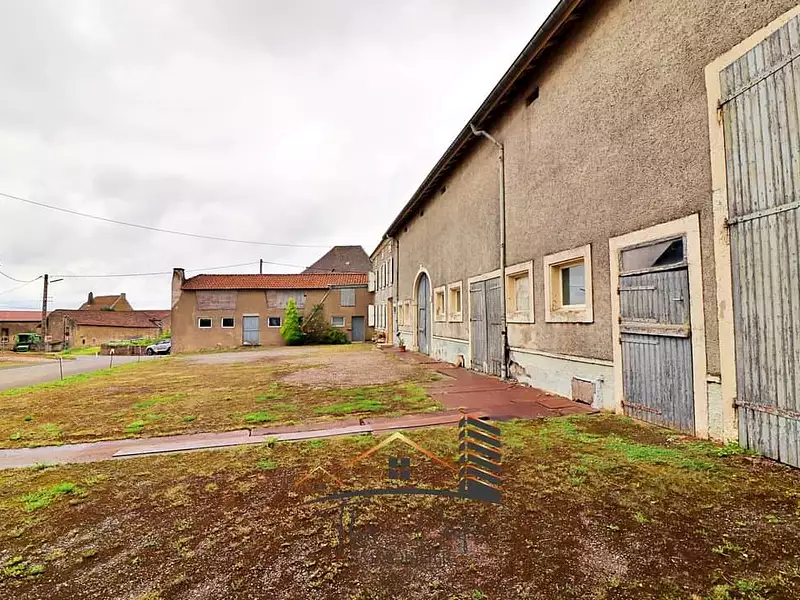 Maison, 690 m²