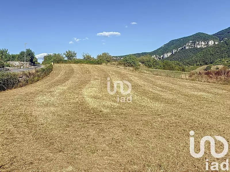 Terrain, 3 000 m²