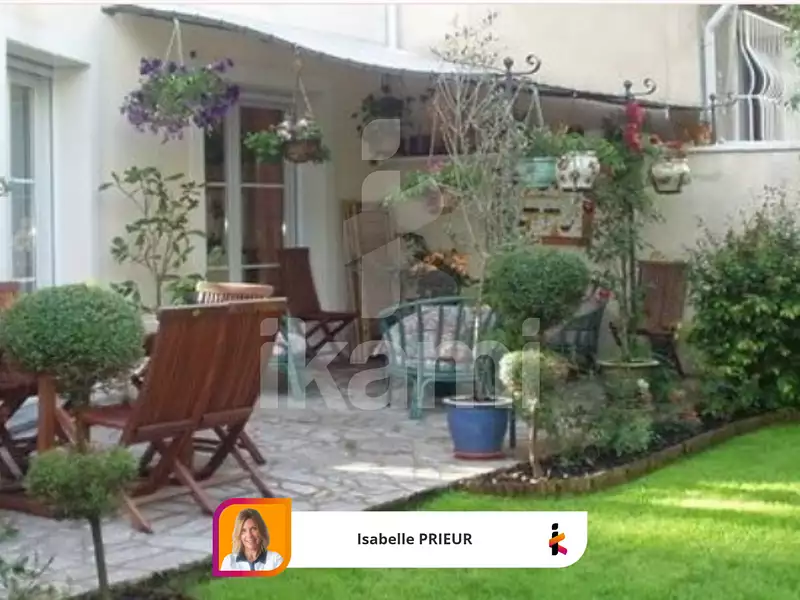 Maison, 200 m²