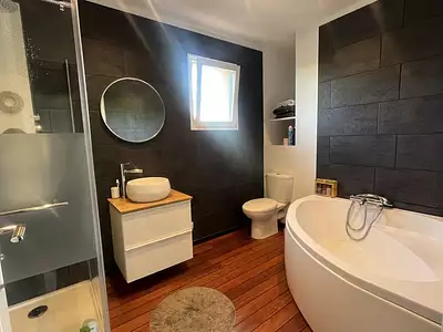 Maison, 180 m²
