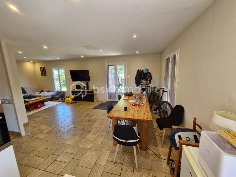 Maison, 126 m²