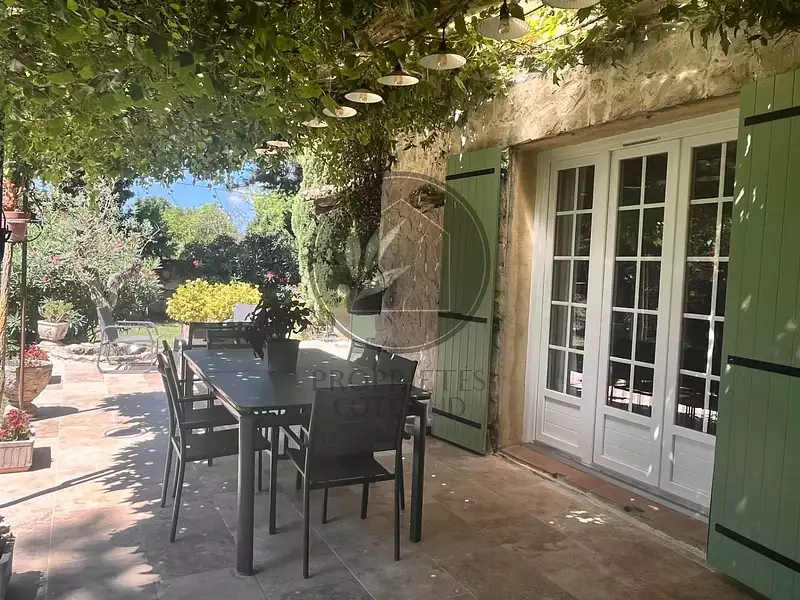 Maison, 160 m²