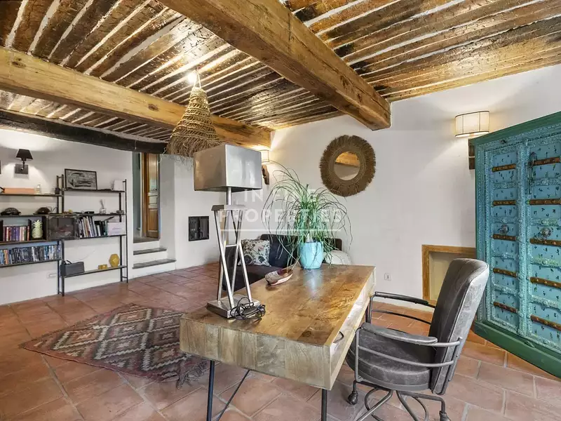 Maison, 200 m²