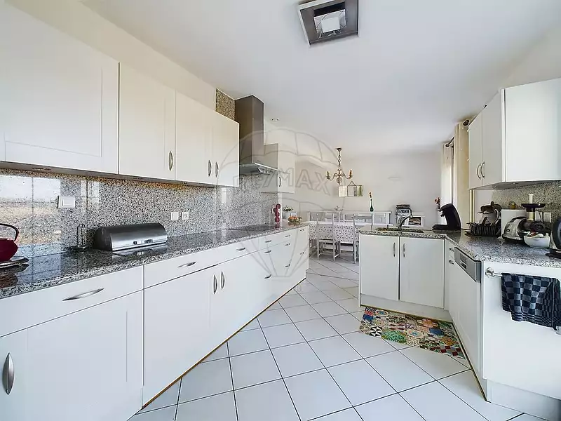 Maison, 150 m²
