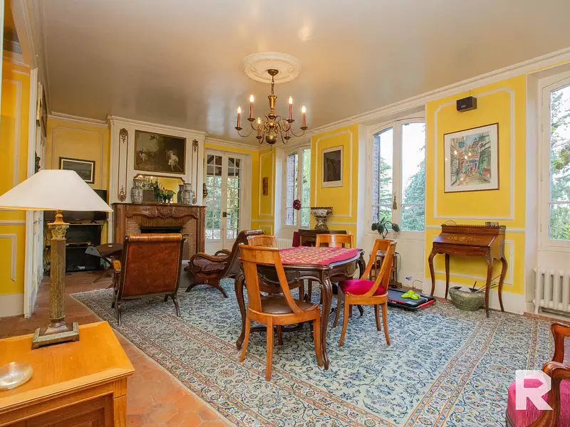 Maison, 340 m²