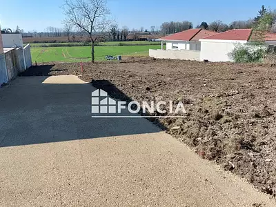Terrain, 751 m²
