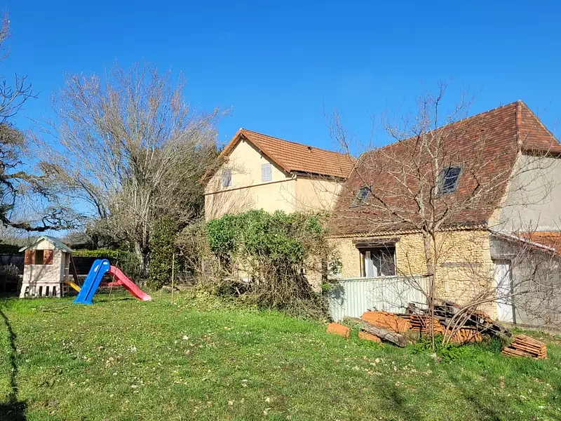 Maison, 195 m²