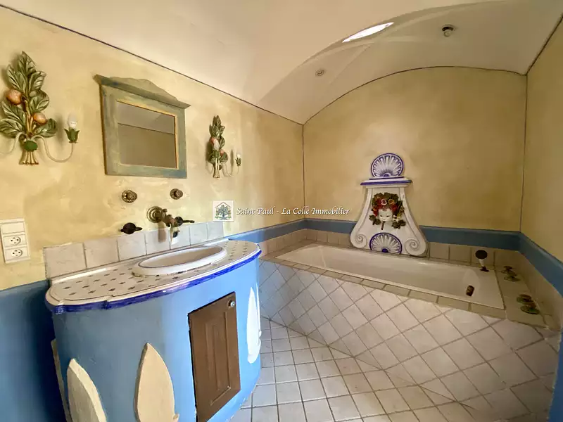 Maison, 300 m²
