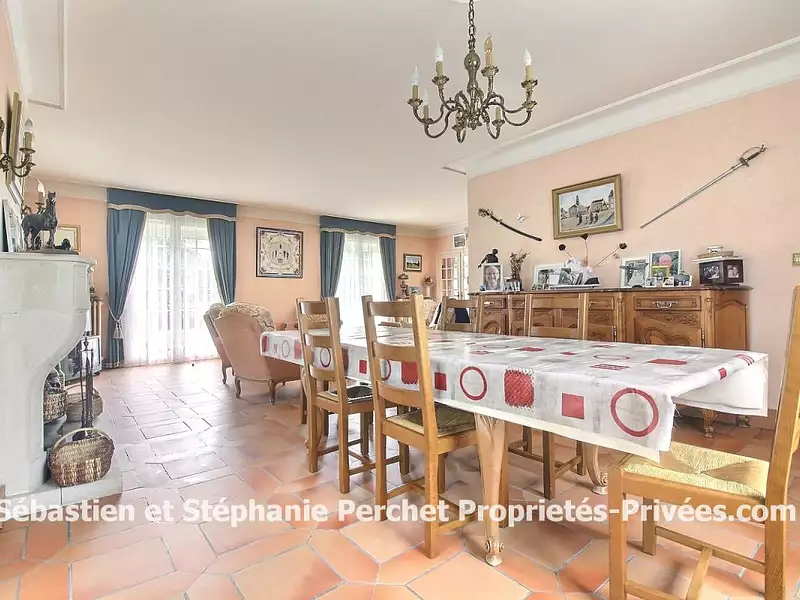 Maison, 229 m²