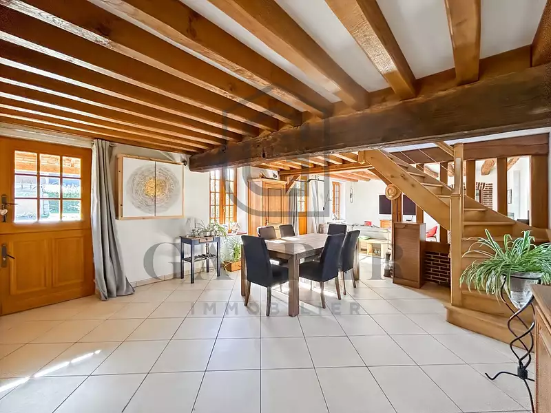 Maison, 160 m²