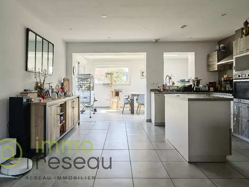 Maison, 115 m²