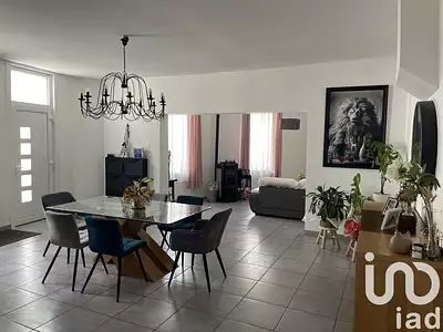 Maison, 180 m²