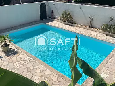Maison, 353 m²