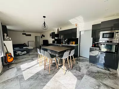 Maison, 140 m²