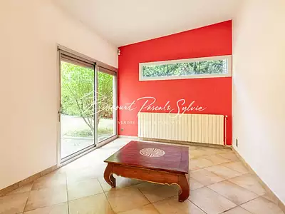 Maison, 179 m²