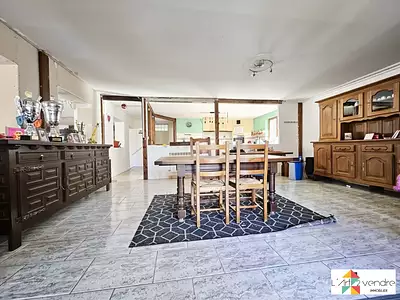 Maison, 166 m²