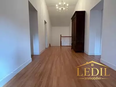 Maison, 214 m²