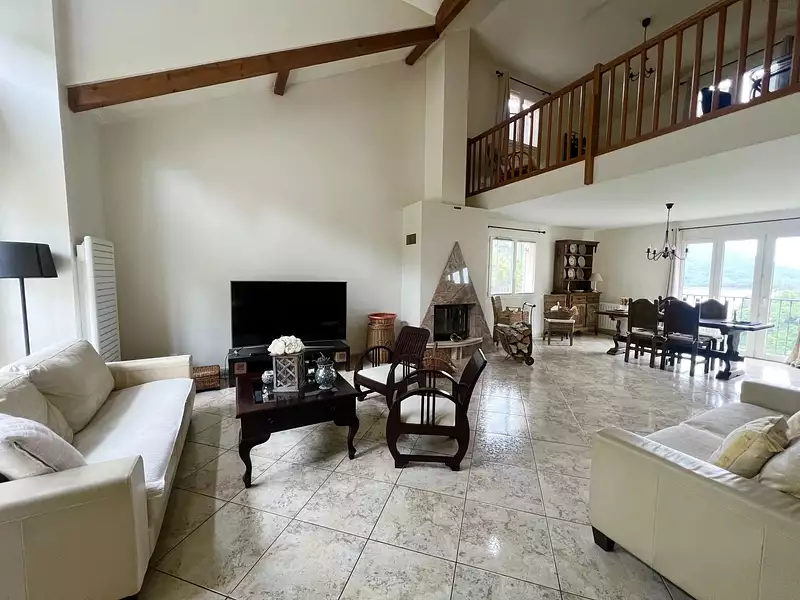 Maison, 300 m²